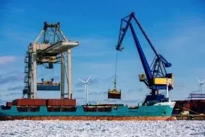 imgi_88_industrial-port-with-containers-vessel-loading-in-PFRH9Z6-300x200
